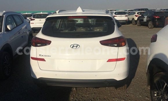 Buy Import Hyundai Tucson White Car in Import - Dubai in Kailahun Buy Import Hyundai Tucson White Car in Import - Dubai in Kailahun