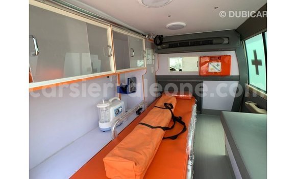 Buy Import Toyota Land Cruiser White Car in Import - Dubai in Kailahun Buy Import Toyota Land Cruiser White Car in Import - Dubai in Kailahun