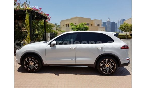 Buy Import Porsche Cayenne White Car in Import - Dubai in Kailahun Buy Import Porsche Cayenne White Car in Import - Dubai in Kailahun