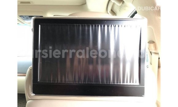 Buy Import Toyota Land Cruiser White Car in Import - Dubai in Kailahun Buy Import Toyota Land Cruiser White Car in Import - Dubai in Kailahun