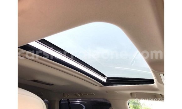 Buy Import Toyota Land Cruiser White Car in Import - Dubai in Kailahun Buy Import Toyota Land Cruiser White Car in Import - Dubai in Kailahun