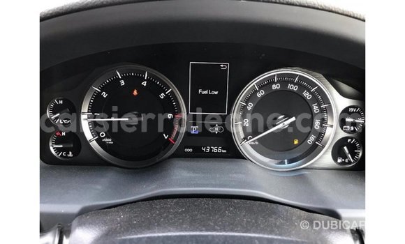 Buy Import Toyota Land Cruiser White Car in Import - Dubai in Kailahun Buy Import Toyota Land Cruiser White Car in Import - Dubai in Kailahun