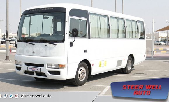 Buy Import Nissan Evalia White Truck in Import - Dubai in Kailahun