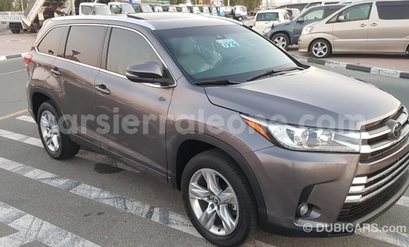 Buy Import Toyota Highlander Other Car in Import - Dubai in Kailahun Buy Import Toyota Highlander Other Car in Import - Dubai in Kailahun
