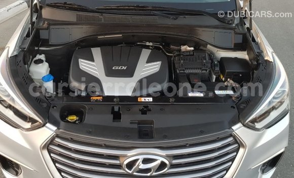 Buy Import Hyundai Santa Fe Other Car in Import - Dubai in Kailahun Buy Import Hyundai Santa Fe Other Car in Import - Dubai in Kailahun