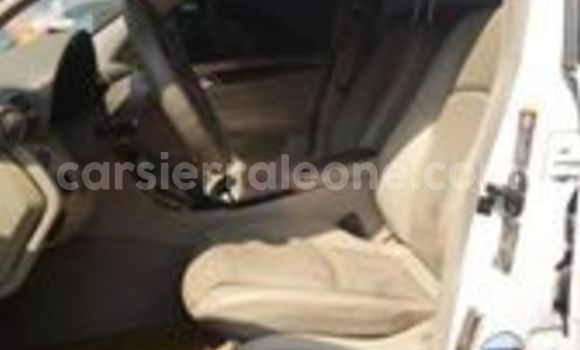 Buy Used Mercedes‒Benz C–Class White Car in Freetown in Western Urban Buy Used Mercedes‒Benz C–Class White Car in Freetown in Western Urban