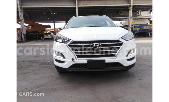 Buy Import Hyundai Tucson White Car in Import - Dubai in Kailahun Buy Import Hyundai Tucson White Car in Import - Dubai in Kailahun