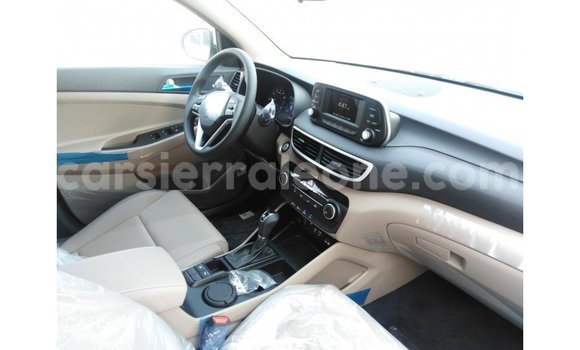 Buy Import Hyundai Tucson White Car in Import - Dubai in Kailahun Buy Import Hyundai Tucson White Car in Import - Dubai in Kailahun
