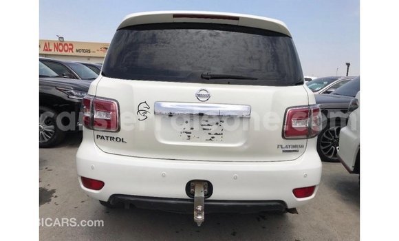 Buy Import Nissan Patrol White Car in Import - Dubai in Kailahun Buy Import Nissan Patrol White Car in Import - Dubai in Kailahun