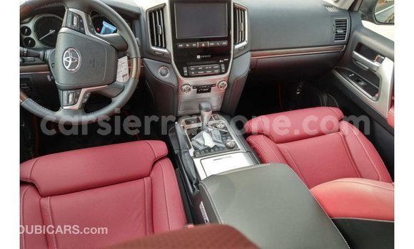 Buy Import Toyota Land Cruiser Black Car in Import - Dubai in Kailahun Buy Import Toyota Land Cruiser Black Car in Import - Dubai in Kailahun