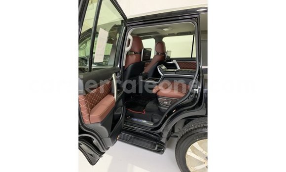 Buy Import Toyota Land Cruiser Black Car in Import - Dubai in Kailahun Buy Import Toyota Land Cruiser Black Car in Import - Dubai in Kailahun