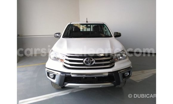Buy Import Toyota Hilux White Car in Import - Dubai in Kailahun Buy Import Toyota Hilux White Car in Import - Dubai in Kailahun