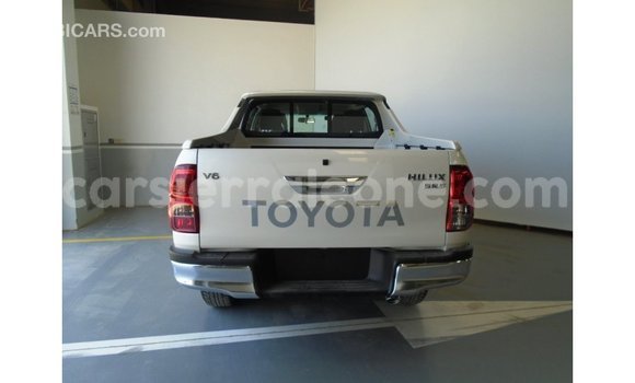 Buy Import Toyota Hilux White Car in Import - Dubai in Kailahun Buy Import Toyota Hilux White Car in Import - Dubai in Kailahun