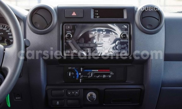 Buy Import Toyota Land Cruiser White Car in Import - Dubai in Kailahun Buy Import Toyota Land Cruiser White Car in Import - Dubai in Kailahun