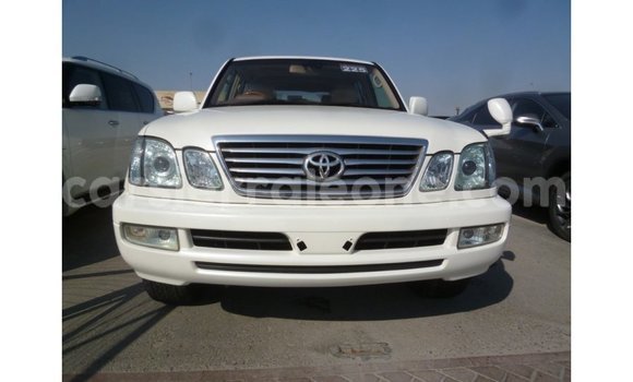 Buy Import Toyota Land Cruiser White Car in Import - Dubai in Kailahun Buy Import Toyota Land Cruiser White Car in Import - Dubai in Kailahun