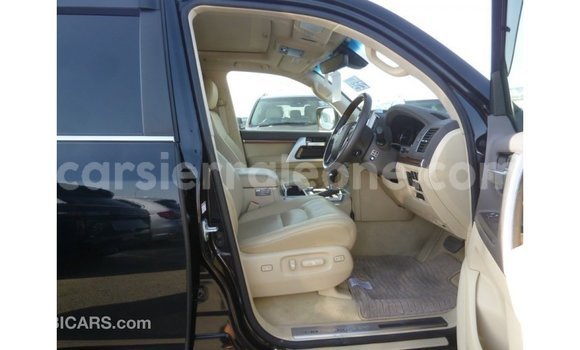 Buy Import Toyota Land Cruiser Black Car in Import - Dubai in Kailahun Buy Import Toyota Land Cruiser Black Car in Import - Dubai in Kailahun