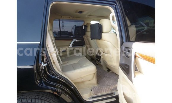 Buy Import Toyota Land Cruiser Black Car in Import - Dubai in Kailahun Buy Import Toyota Land Cruiser Black Car in Import - Dubai in Kailahun