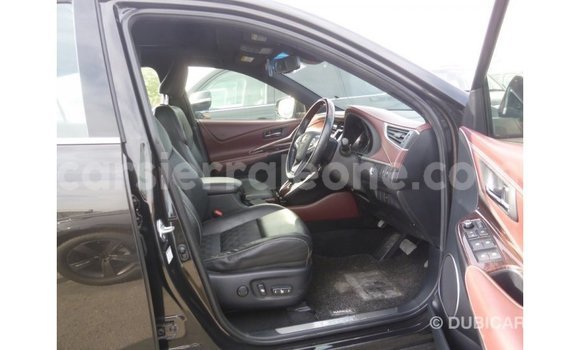 Buy Import Toyota Harrier Black Car in Import - Dubai in Kailahun Buy Import Toyota Harrier Black Car in Import - Dubai in Kailahun