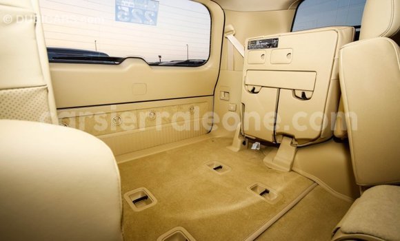 Buy Import Toyota Land Cruiser White Car in Import - Dubai in Kailahun Buy Import Toyota Land Cruiser White Car in Import - Dubai in Kailahun