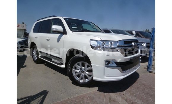 Buy Import Toyota Land Cruiser White Car in Import - Dubai in Kailahun Buy Import Toyota Land Cruiser White Car in Import - Dubai in Kailahun