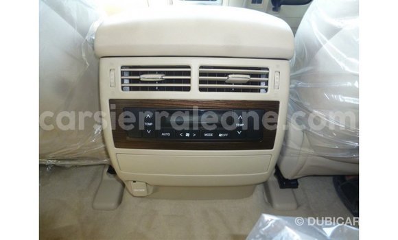 Buy Import Toyota Land Cruiser White Car in Import - Dubai in Kailahun Buy Import Toyota Land Cruiser White Car in Import - Dubai in Kailahun
