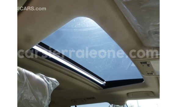 Buy Import Toyota Land Cruiser White Car in Import - Dubai in Kailahun Buy Import Toyota Land Cruiser White Car in Import - Dubai in Kailahun