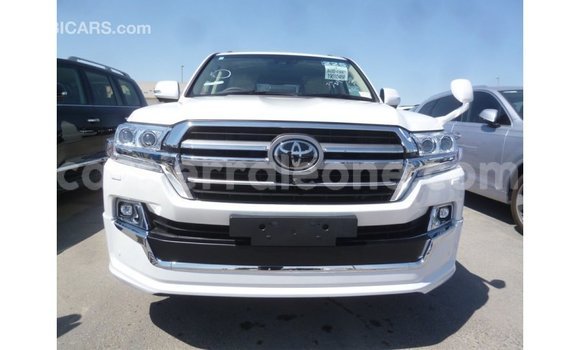 Buy Import Toyota Land Cruiser White Car in Import - Dubai in Kailahun Buy Import Toyota Land Cruiser White Car in Import - Dubai in Kailahun