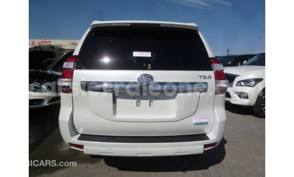 Buy Import Toyota Prado White Car in Import - Dubai in Kailahun Buy Import Toyota Prado White Car in Import - Dubai in Kailahun