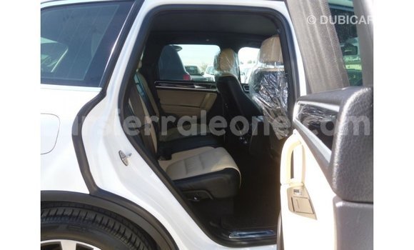 Buy Import Volkswagen Touareg White Car in Import - Dubai in Kailahun Buy Import Volkswagen Touareg White Car in Import - Dubai in Kailahun