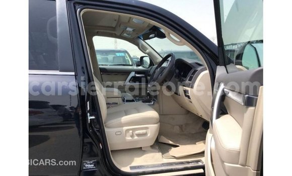 Buy Import Toyota Land Cruiser Black Car in Import - Dubai in Kailahun Buy Import Toyota Land Cruiser Black Car in Import - Dubai in Kailahun