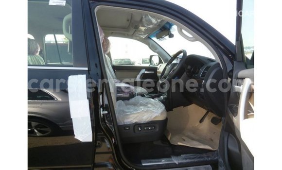 Buy Import Toyota Land Cruiser Black Car in Import - Dubai in Kailahun Buy Import Toyota Land Cruiser Black Car in Import - Dubai in Kailahun