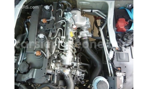 Buy Import Toyota Hiace White Car in Import - Dubai in Kailahun Buy Import Toyota Hiace White Car in Import - Dubai in Kailahun