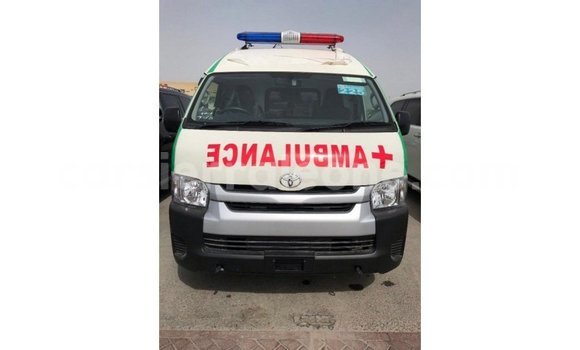 Buy Import Toyota Hiace White Car in Import - Dubai in Kailahun Buy Import Toyota Hiace White Car in Import - Dubai in Kailahun