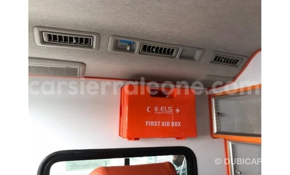 Buy Import Toyota Hiace White Car in Import - Dubai in Kailahun Buy Import Toyota Hiace White Car in Import - Dubai in Kailahun