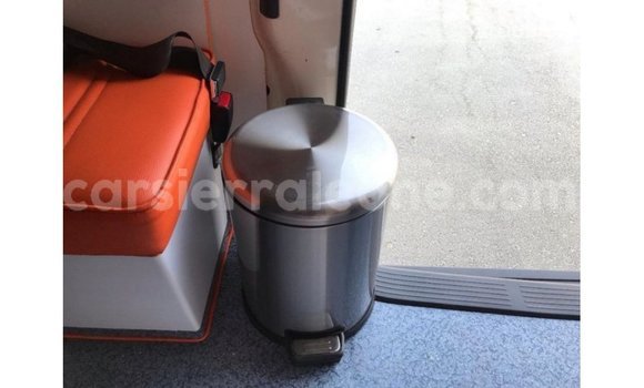 Buy Import Toyota Hiace White Car in Import - Dubai in Kailahun Buy Import Toyota Hiace White Car in Import - Dubai in Kailahun