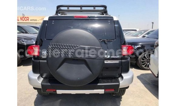 Buy Import Toyota FJ Cruiser Black Car in Import - Dubai in Kailahun Buy Import Toyota FJ Cruiser Black Car in Import - Dubai in Kailahun