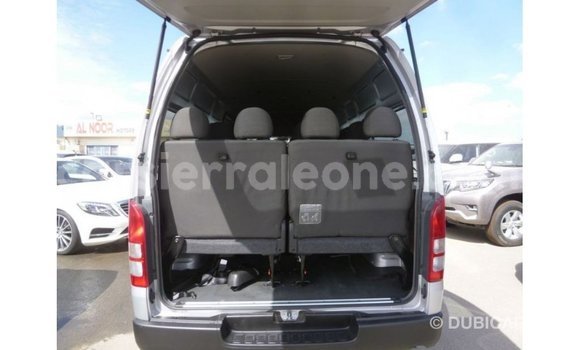 Buy Import Toyota Hiace Other Car in Import - Dubai in Kailahun Buy Import Toyota Hiace Other Car in Import - Dubai in Kailahun