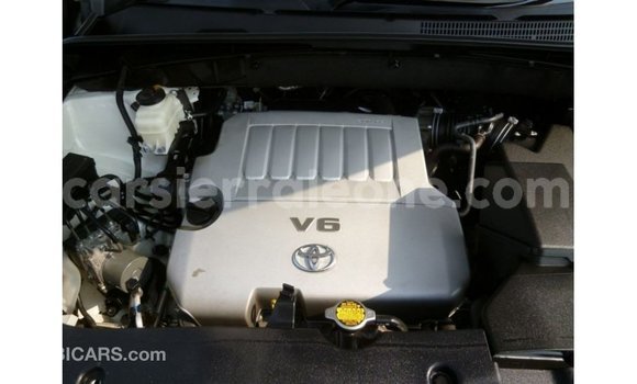 Buy Import Toyota Kluger White Car in Import - Dubai in Kailahun Buy Import Toyota Kluger White Car in Import - Dubai in Kailahun