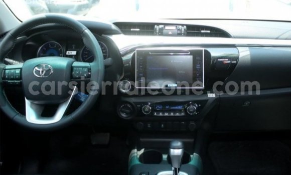 Buy Import Toyota Hilux Other Car in Import - Dubai in Kailahun Buy Import Toyota Hilux Other Car in Import - Dubai in Kailahun