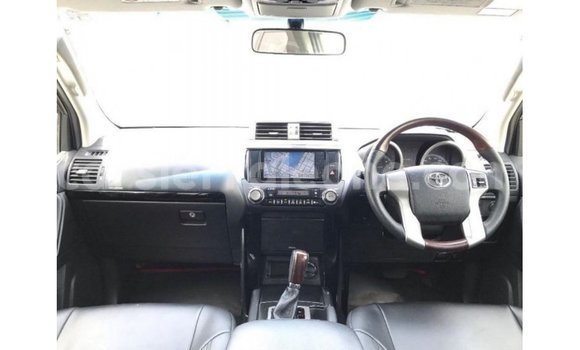 Buy Import Toyota Prado White Car in Import - Dubai in Kailahun Buy Import Toyota Prado White Car in Import - Dubai in Kailahun