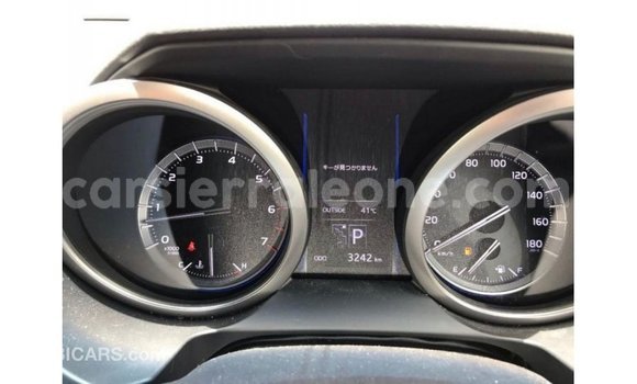 Buy Import Toyota Prado White Car in Import - Dubai in Kailahun Buy Import Toyota Prado White Car in Import - Dubai in Kailahun