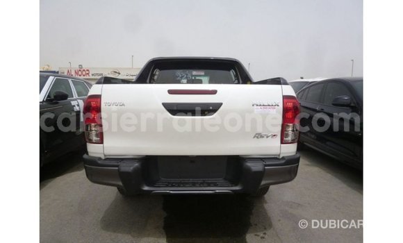 Buy Import Toyota Hilux White Car in Import - Dubai in Kailahun Buy Import Toyota Hilux White Car in Import - Dubai in Kailahun