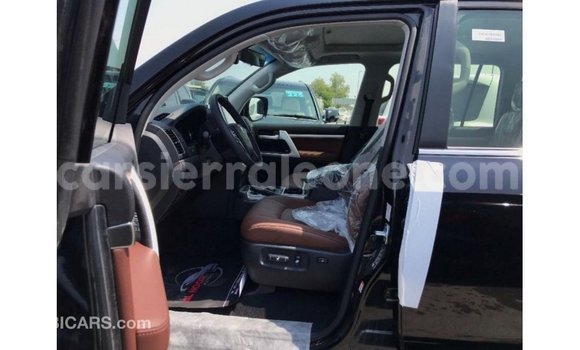 Buy Import Toyota Land Cruiser Black Car in Import - Dubai in Kailahun Buy Import Toyota Land Cruiser Black Car in Import - Dubai in Kailahun