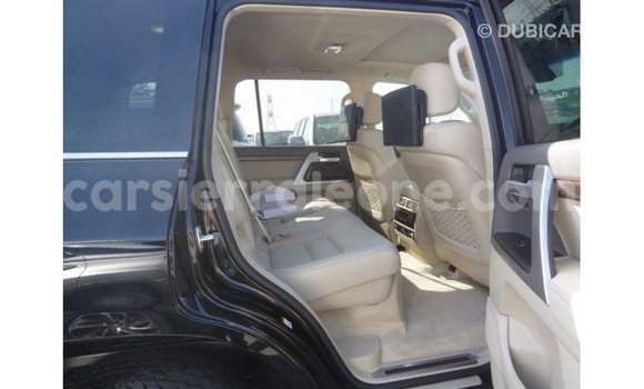 Buy Import Toyota Land Cruiser Black Car in Import - Dubai in Kailahun Buy Import Toyota Land Cruiser Black Car in Import - Dubai in Kailahun