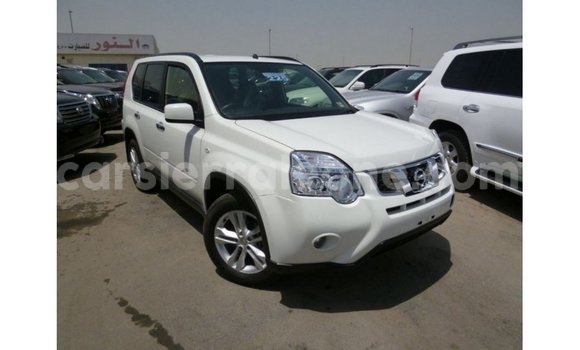 Buy Import Nissan Evalia White Truck in Import - Dubai in Kailahun
