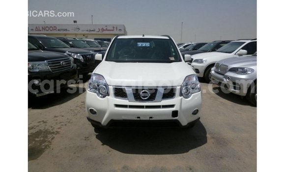 Buy Import Nissan Evalia White Truck in Import - Dubai in Kailahun Buy Import Nissan Evalia White Truck in Import - Dubai in Kailahun
