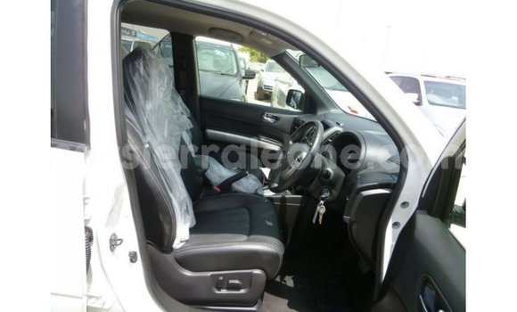 Buy Import Nissan Evalia White Truck in Import - Dubai in Kailahun Buy Import Nissan Evalia White Truck in Import - Dubai in Kailahun
