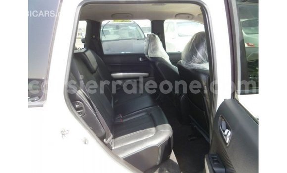 Buy Import Nissan Evalia White Truck in Import - Dubai in Kailahun Buy Import Nissan Evalia White Truck in Import - Dubai in Kailahun