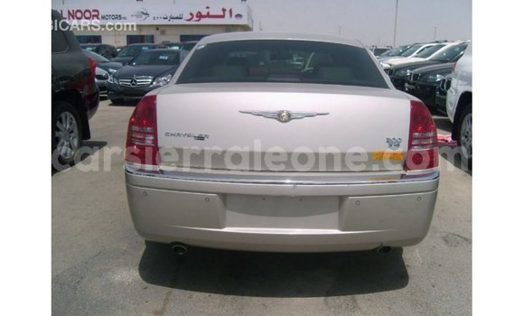 Buy Import Chrysler 300 Beige Car in Import - Dubai in Kailahun Buy Import Chrysler 300 Beige Car in Import - Dubai in Kailahun