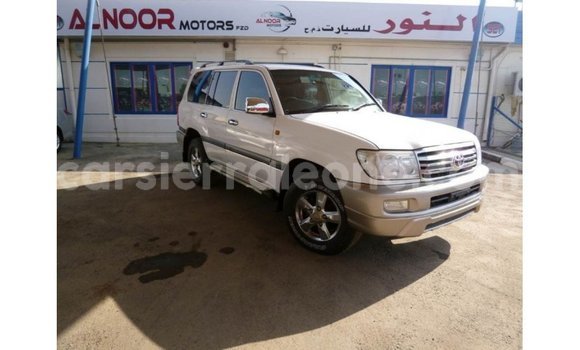 Buy Import Toyota Land Cruiser White Car in Import - Dubai in Kailahun Buy Import Toyota Land Cruiser White Car in Import - Dubai in Kailahun
